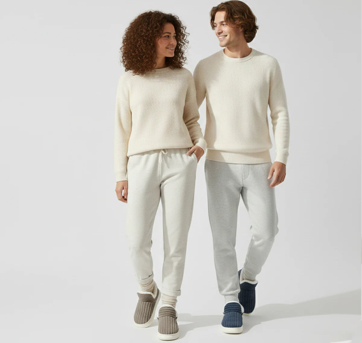 ECLAVA | Unisex Indoor Plush Slippers