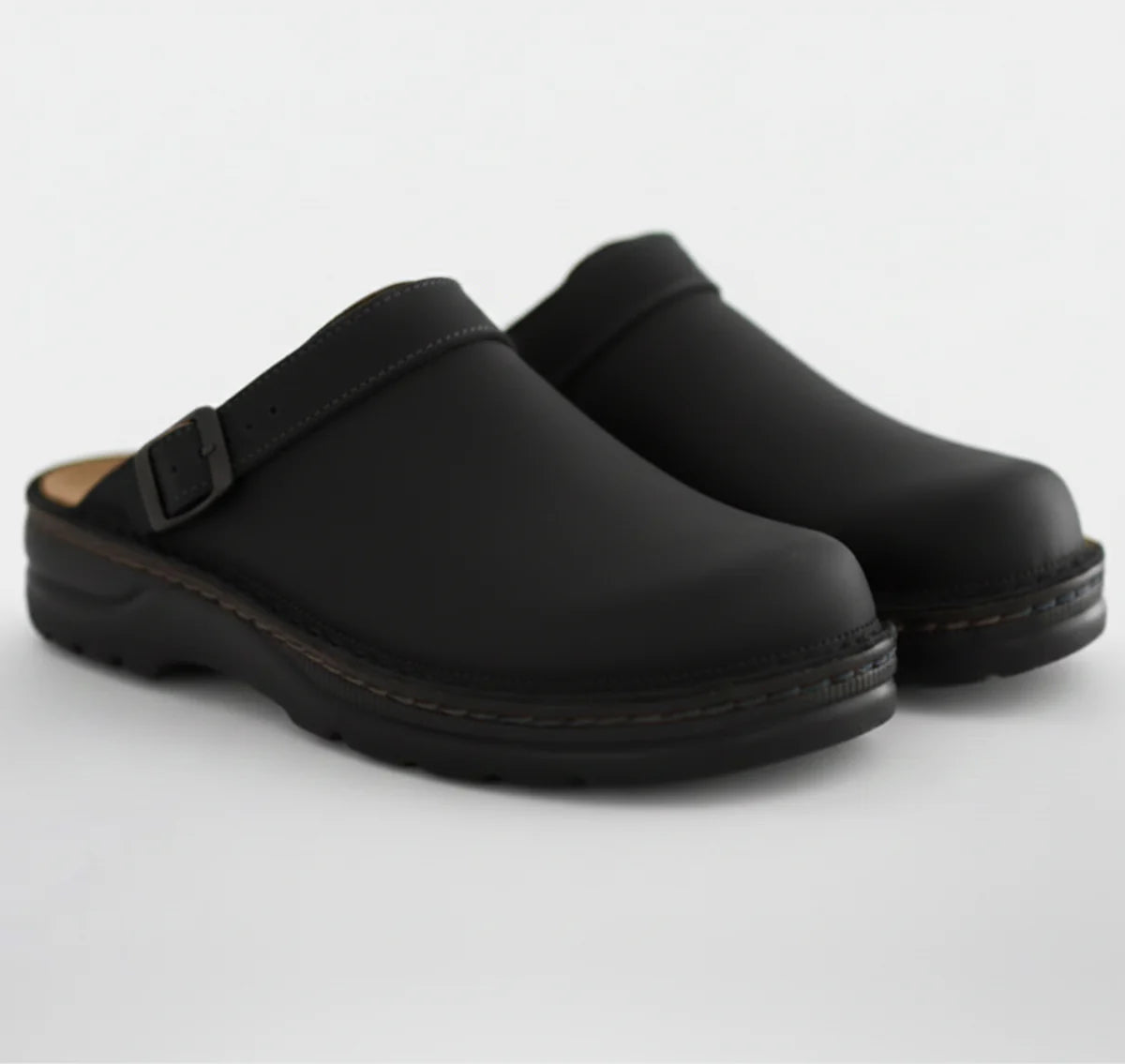 ECLAVA | Unisex Suede Closed‑Toe Clog Sandals